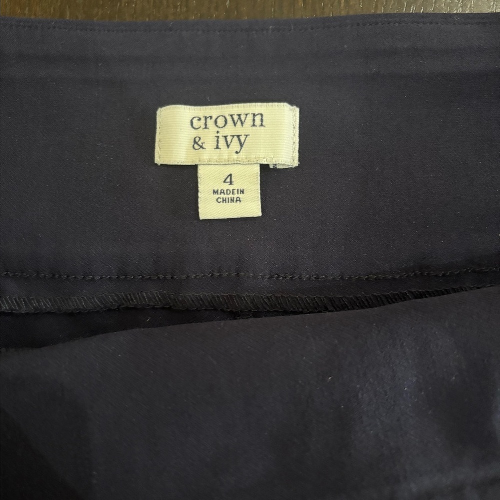 Crown & Ivy Navy Blue Skirt Skort Size 4 - Picture 4 of 10